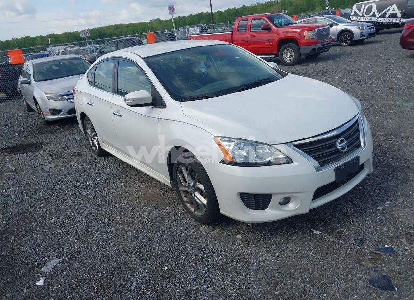2015 Nissan Sentra SR (VIN 3N1AB7AP5FY236020) main photo