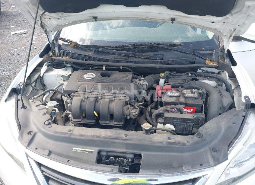 Photo 10 of 2015 Nissan Sentra SR (VIN 3N1AB7AP5FY236020)