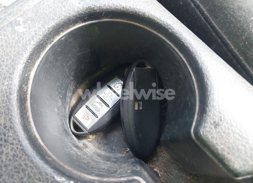 Photo 11 of 2015 Nissan Sentra SR (VIN 3N1AB7AP5FY236020)