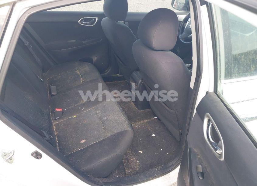 Photo 8 of 2015 Nissan Sentra SR (VIN 3N1AB7AP5FY236020)