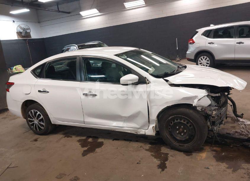 Photo 13 of 2015 Nissan Sentra SV (VIN 3N1AB7AP5FY241248)