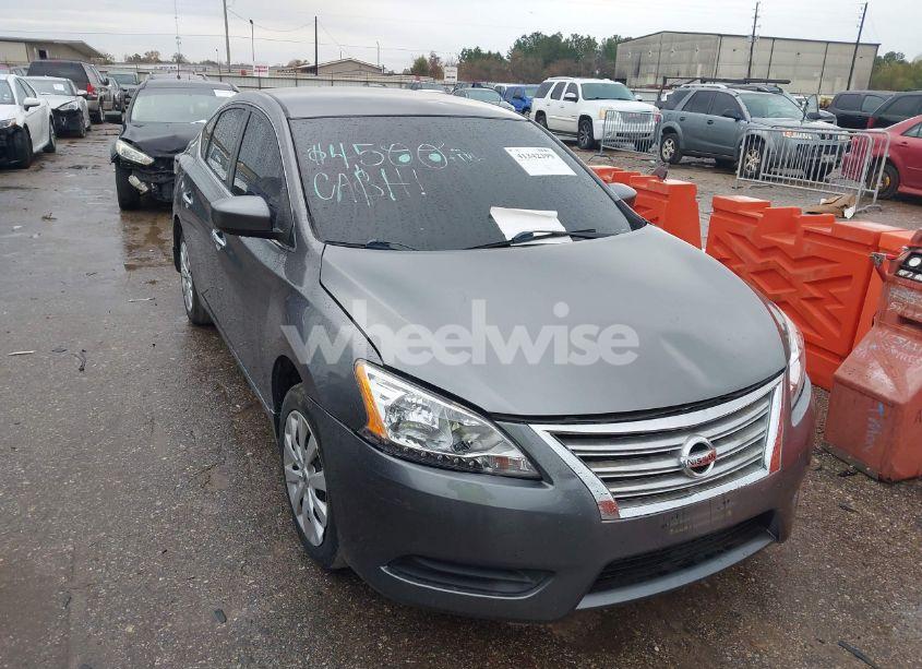 2015 Nissan Sentra S (VIN 3N1AB7AP5FY251729) main photo