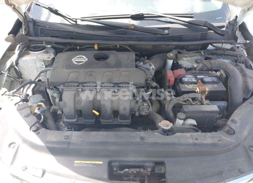 Photo 10 of 2015 Nissan Sentra SV (VIN 3N1AB7AP5FY256316)