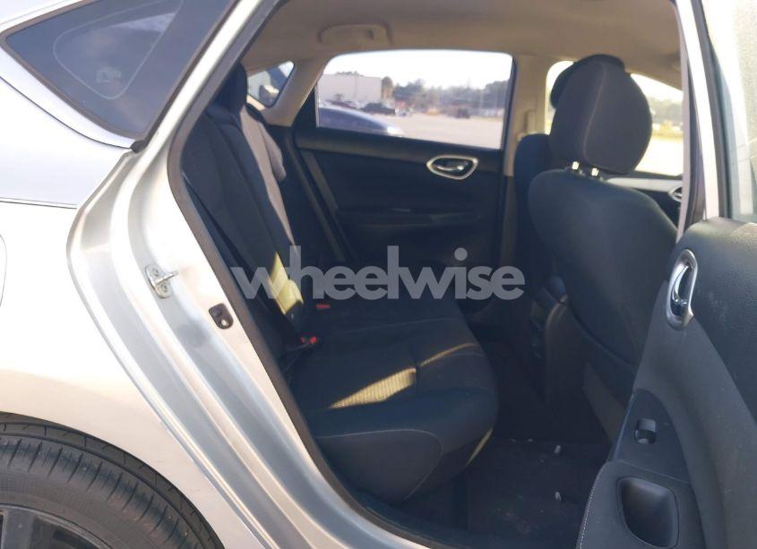 Photo 8 of 2015 Nissan Sentra S (VIN 3N1AB7AP5FY262360)