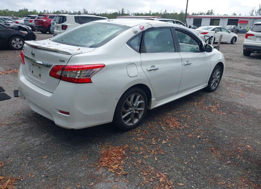 Photo 4 of 2015 Nissan Sentra SR (VIN 3N1AB7AP5FY265680)