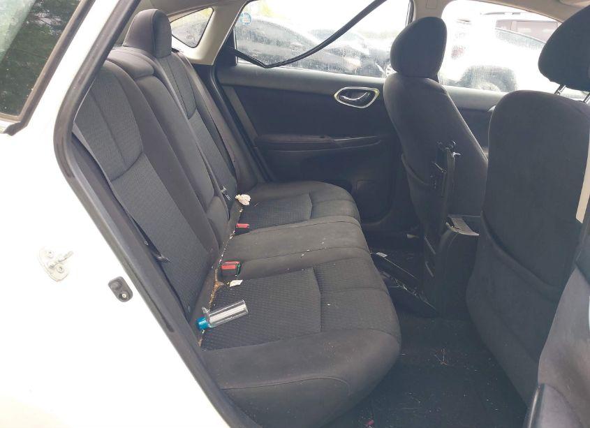 Photo 8 of 2015 Nissan Sentra SR (VIN 3N1AB7AP5FY265680)