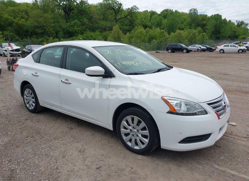 2015 Nissan Sentra FE+ S/S/SL/SR/SV (VIN 3N1AB7AP5FY270491) main photo