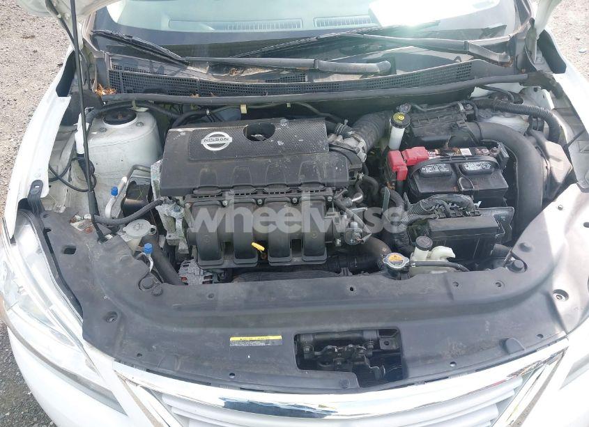 Photo 10 of 2015 Nissan Sentra S (VIN 3N1AB7AP5FY282642)
