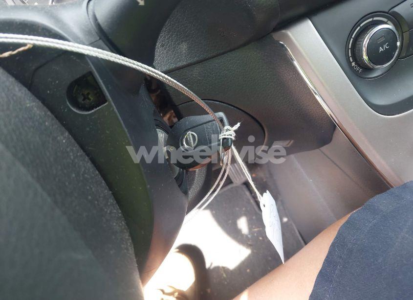 Photo 11 of 2015 Nissan Sentra S (VIN 3N1AB7AP5FY282642)