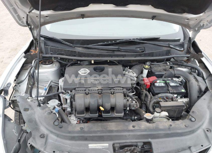 Photo 10 of 2015 Nissan Sentra SR (VIN 3N1AB7AP5FY299232)