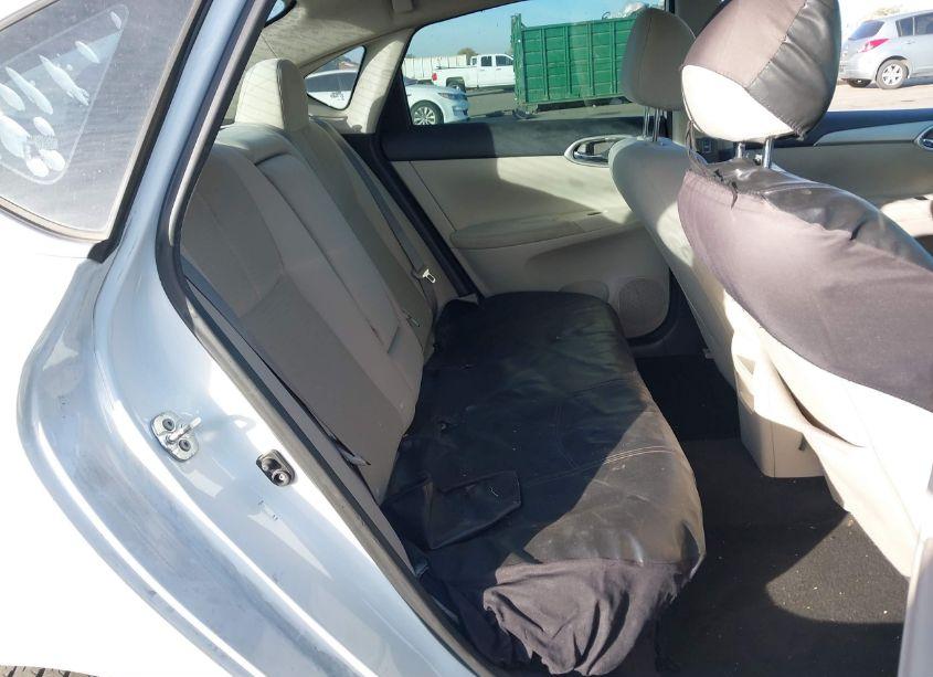 Photo 8 of 2015 Nissan Sentra S (VIN 3N1AB7AP5FY336411)