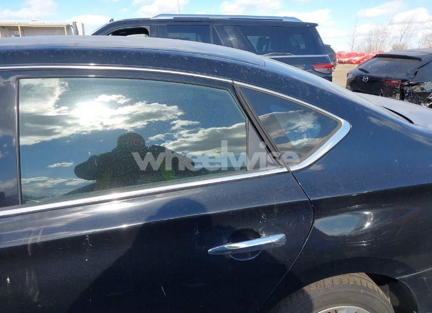 Photo 13 of 2015 Nissan Sentra S (VIN 3N1AB7AP5FY340183)