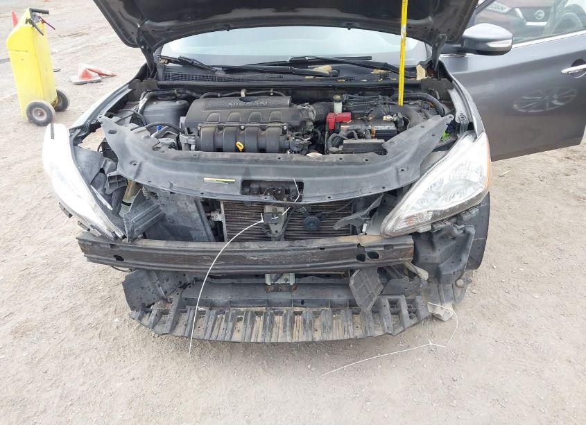 Photo 6 of 2015 Nissan Sentra SR (VIN 3N1AB7AP5FY343715)