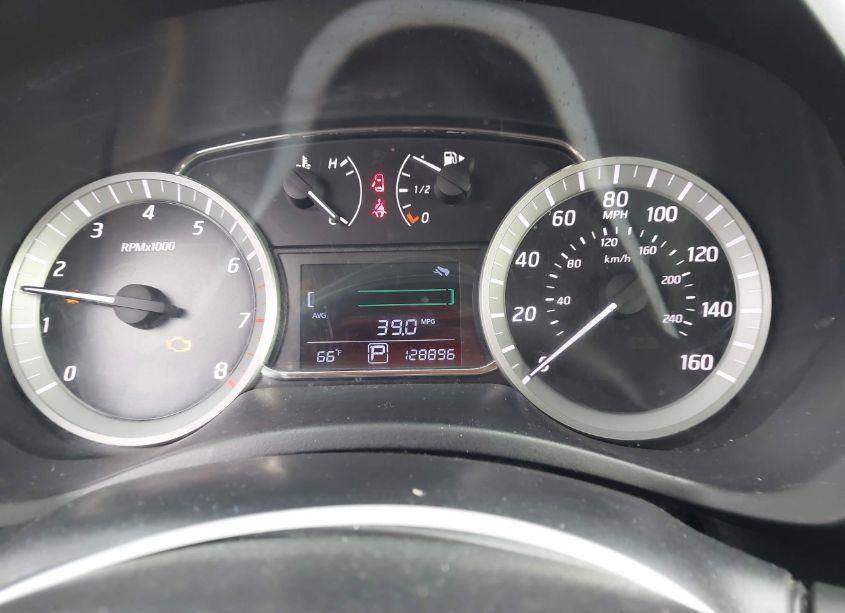 Photo 7 of 2015 Nissan Sentra SR (VIN 3N1AB7AP5FY343715)