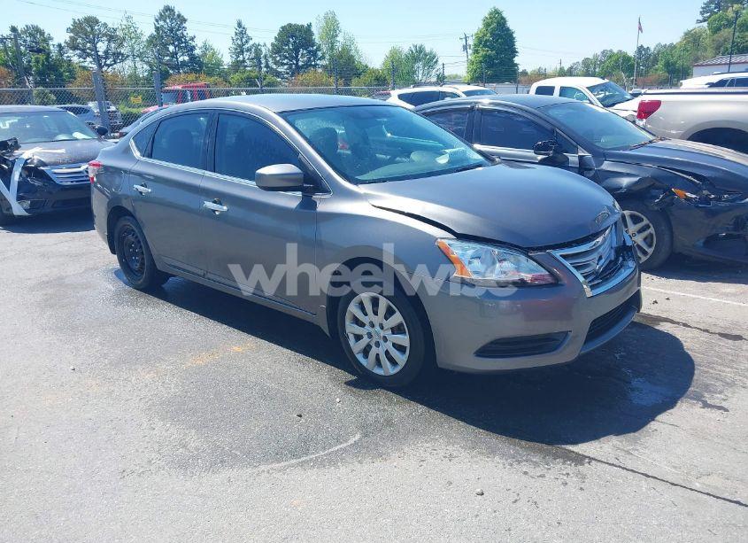 2015 Nissan Sentra S (VIN 3N1AB7AP5FY354696) main photo