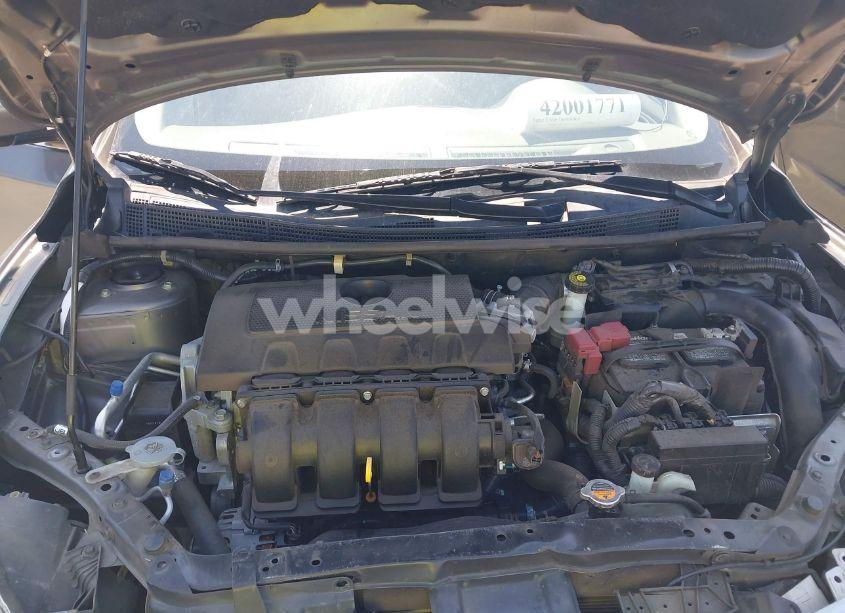 Photo 10 of 2015 Nissan Sentra S (VIN 3N1AB7AP5FY354696)
