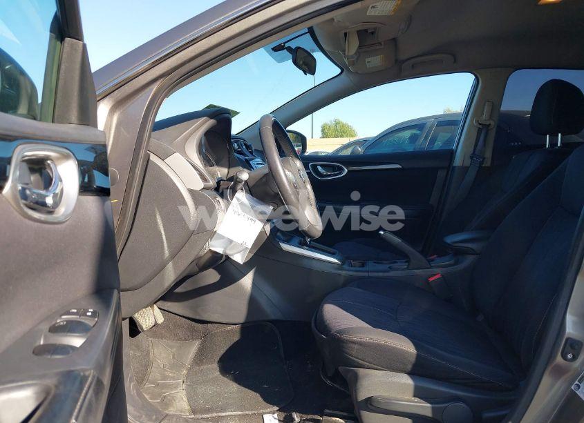 Photo 5 of 2016 Nissan Sentra SV (VIN 3N1AB7AP5GL664636)