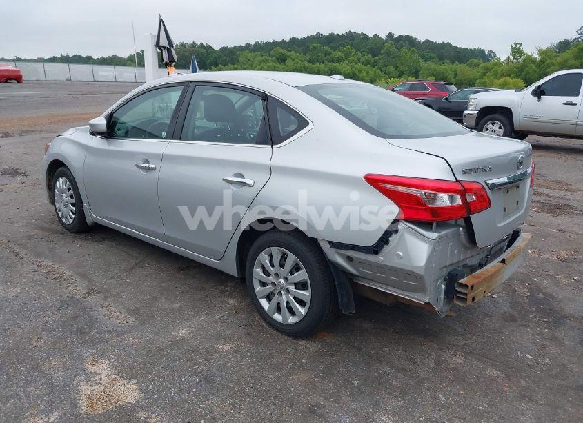 Photo 3 of 2016 Nissan Sentra SV (VIN 3N1AB7AP5GL671845)