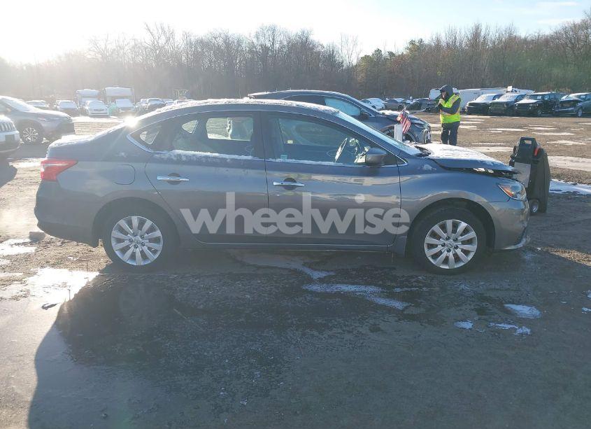 Photo 13 of 2016 Nissan Sentra SV (VIN 3N1AB7AP5GL678374)