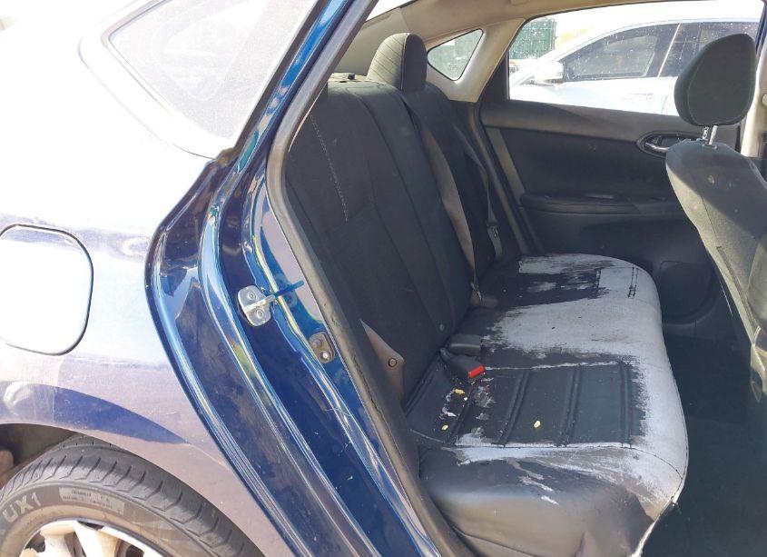 Photo 8 of 2016 Nissan Sentra S (VIN 3N1AB7AP5GY215833)