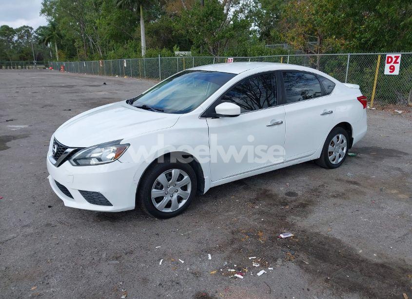 Photo 2 of 2016 Nissan Sentra S (VIN 3N1AB7AP5GY223205)