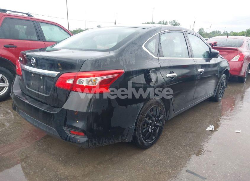 Photo 4 of 2016 Nissan Sentra S (VIN 3N1AB7AP5GY234365)