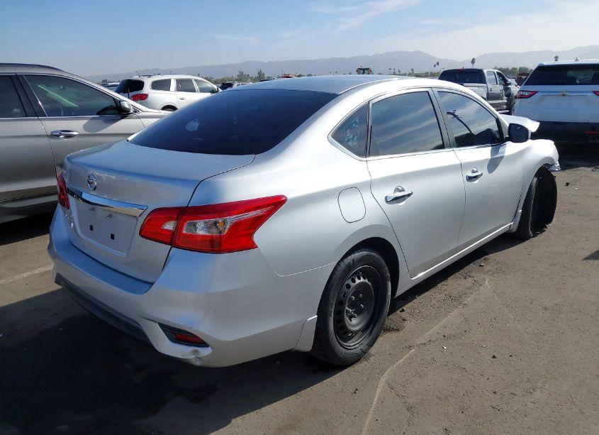 Photo 4 of 2016 Nissan Sentra S (VIN 3N1AB7AP5GY253708)