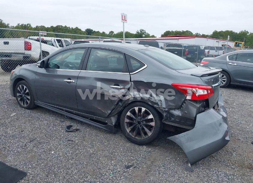 Photo 3 of 2016 Nissan Sentra SR (VIN 3N1AB7AP5GY256401)