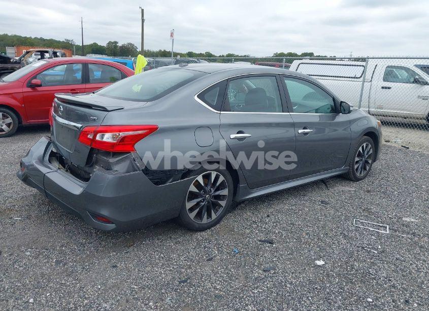 Photo 4 of 2016 Nissan Sentra SR (VIN 3N1AB7AP5GY256401)