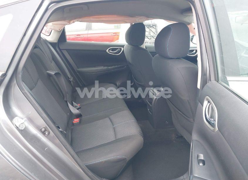 Photo 8 of 2016 Nissan Sentra SR (VIN 3N1AB7AP5GY256401)