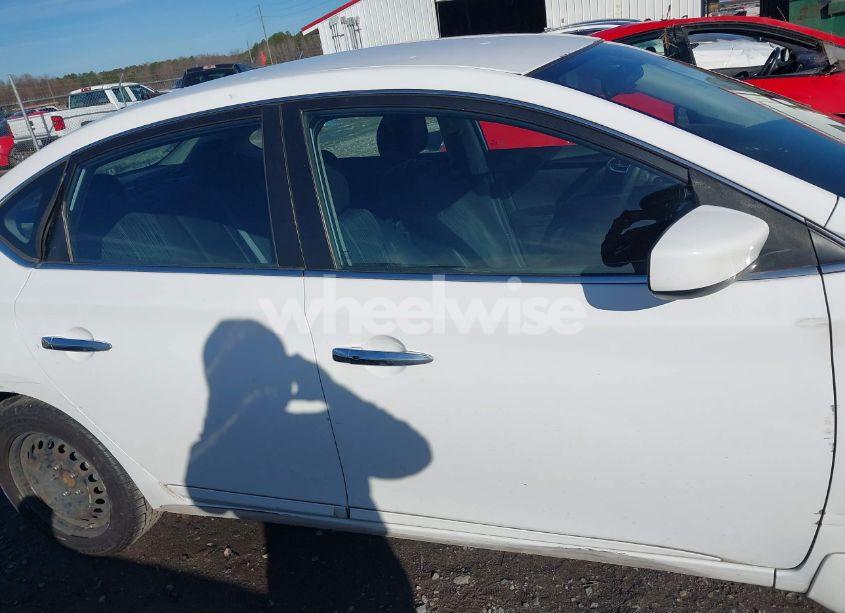 Photo 13 of 2016 Nissan Sentra SV (VIN 3N1AB7AP5GY258732)