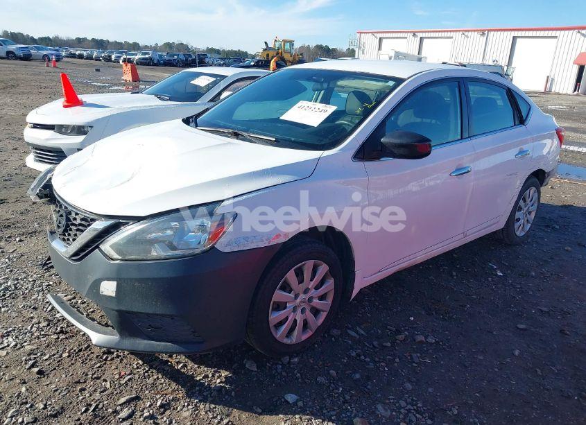 Photo 2 of 2016 Nissan Sentra SV (VIN 3N1AB7AP5GY258732)