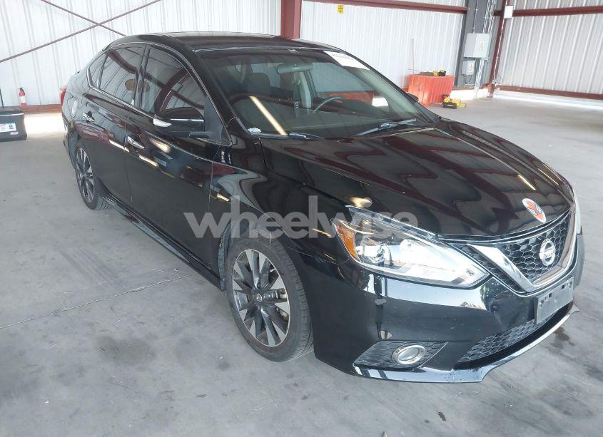2016 Nissan Sentra SR (VIN 3N1AB7AP5GY261095) main photo