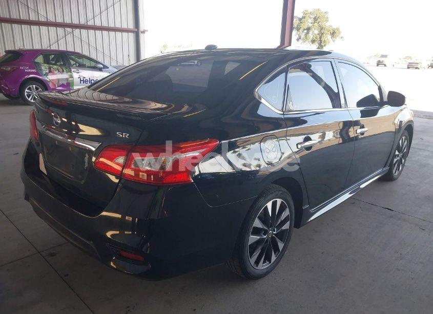 Photo 4 of 2016 Nissan Sentra SR (VIN 3N1AB7AP5GY261095)