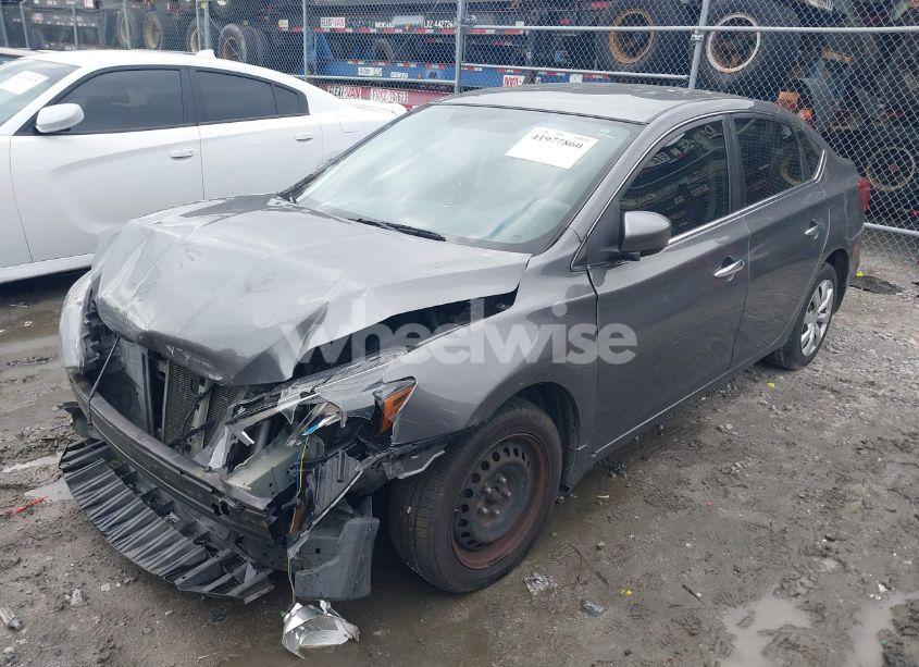 Photo 2 of 2016 Nissan Sentra SV (VIN 3N1AB7AP5GY271836)