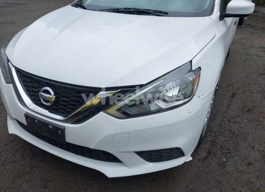 Photo 6 of 2016 Nissan Sentra S (VIN 3N1AB7AP5GY281928)