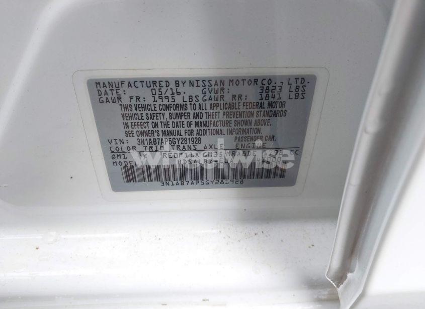 Photo 9 of 2016 Nissan Sentra S (VIN 3N1AB7AP5GY281928)