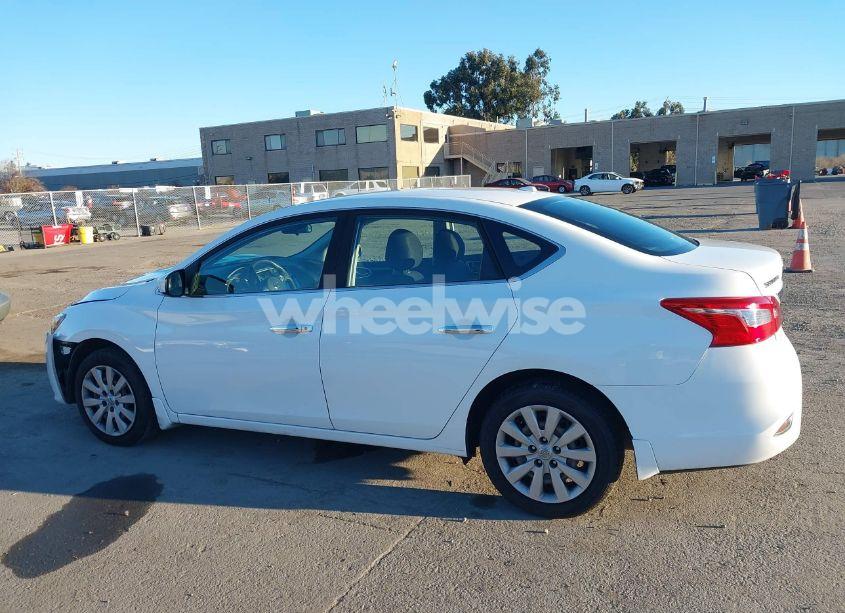 Photo 14 of 2016 Nissan Sentra SV (VIN 3N1AB7AP5GY294047)