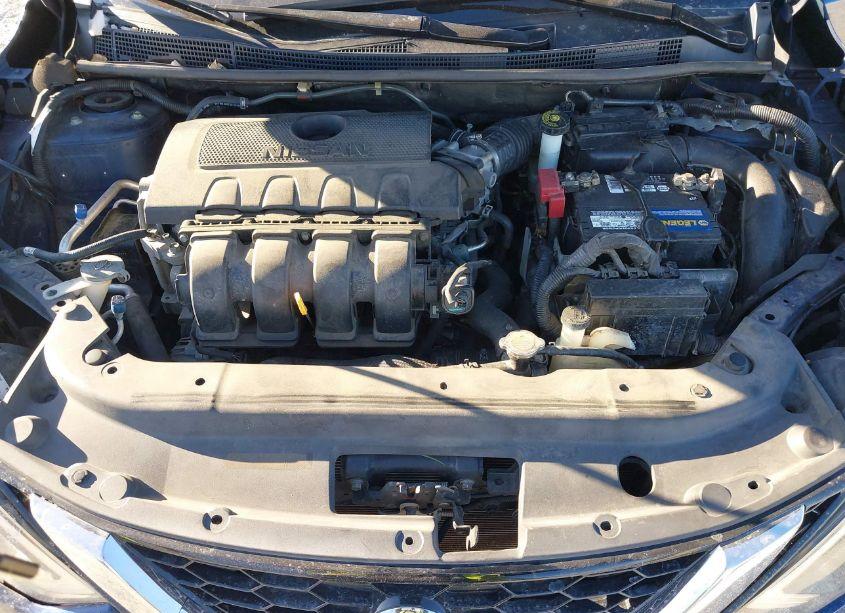 Photo 10 of 2016 Nissan Sentra SV (VIN 3N1AB7AP5GY297997)