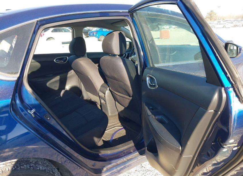 Photo 8 of 2016 Nissan Sentra SV (VIN 3N1AB7AP5GY297997)