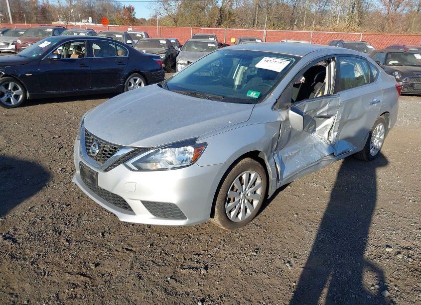 Photo 2 of 2016 Nissan Sentra S (VIN 3N1AB7AP5GY301076)