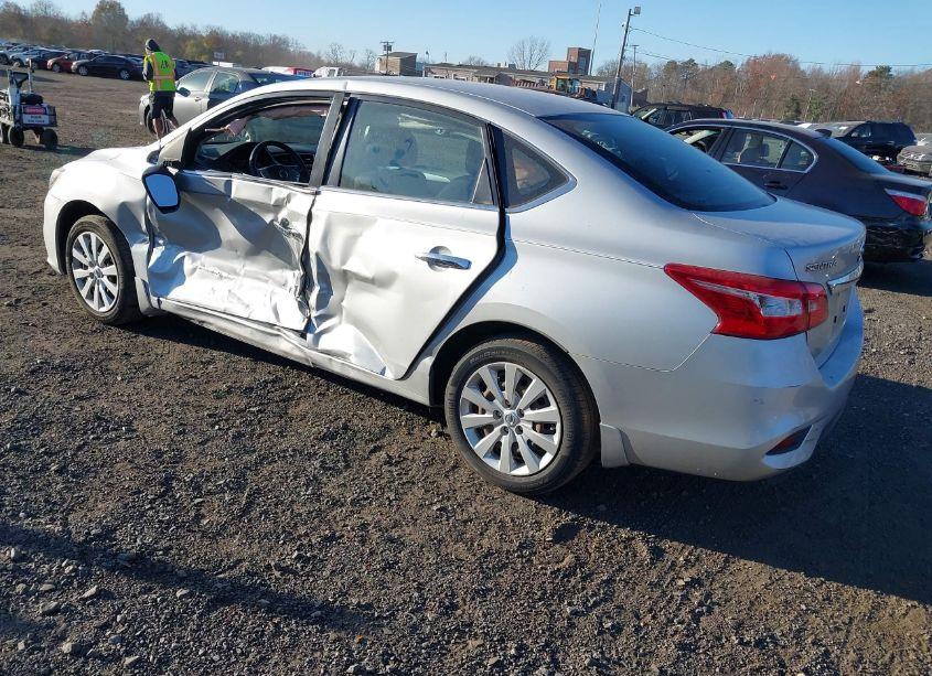 Photo 3 of 2016 Nissan Sentra S (VIN 3N1AB7AP5GY301076)