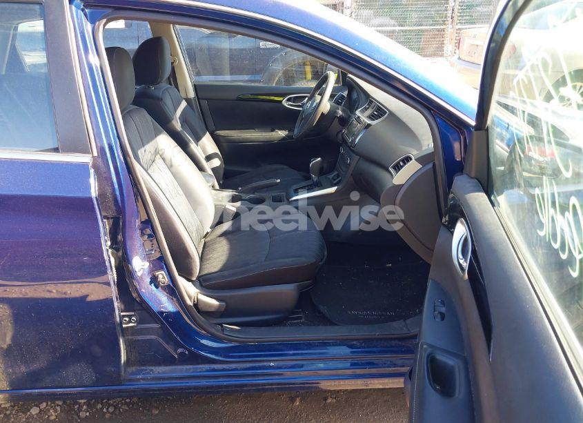 Photo 5 of 2016 Nissan Sentra SV (VIN 3N1AB7AP5GY308559)