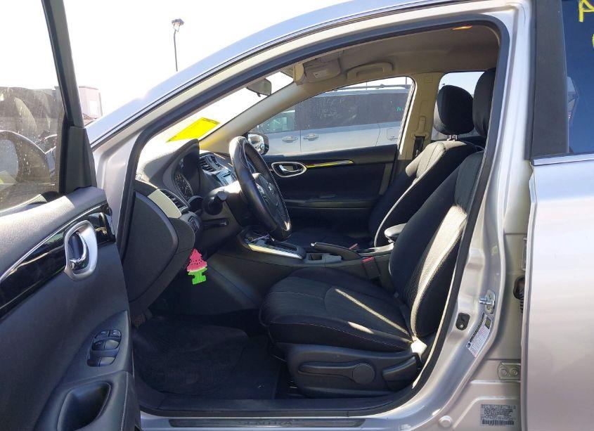 Photo 5 of 2016 Nissan Sentra SV (VIN 3N1AB7AP5GY320761)