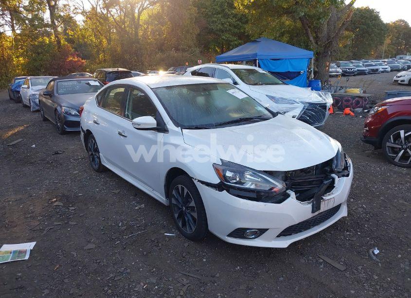 2016 Nissan Sentra SR (VIN 3N1AB7AP5GY323059) main photo