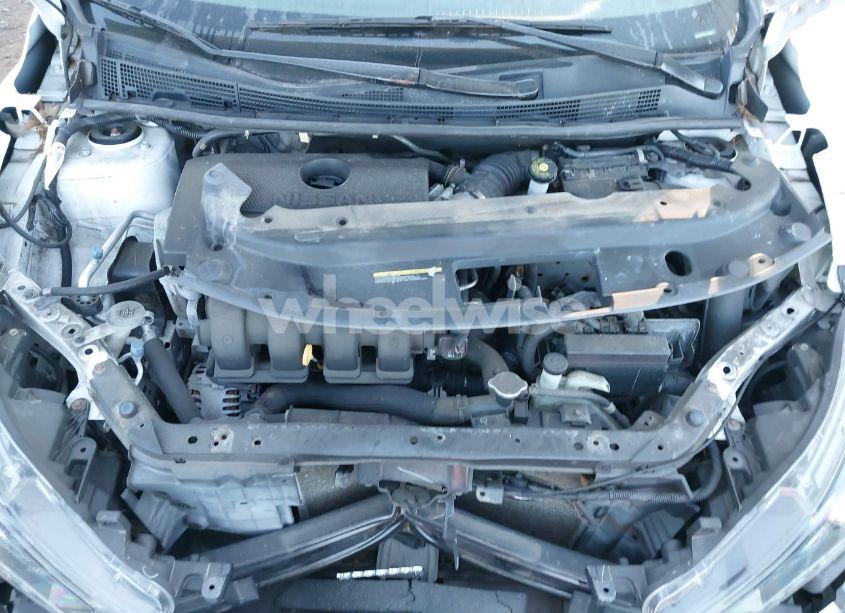 Photo 10 of 2016 Nissan Sentra SR (VIN 3N1AB7AP5GY323059)