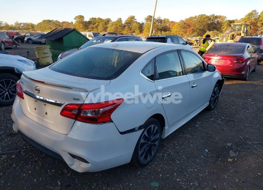 Photo 4 of 2016 Nissan Sentra SR (VIN 3N1AB7AP5GY323059)