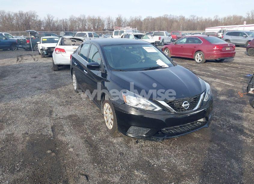 2016 Nissan Sentra SV (VIN 3N1AB7AP5GY324664) main photo