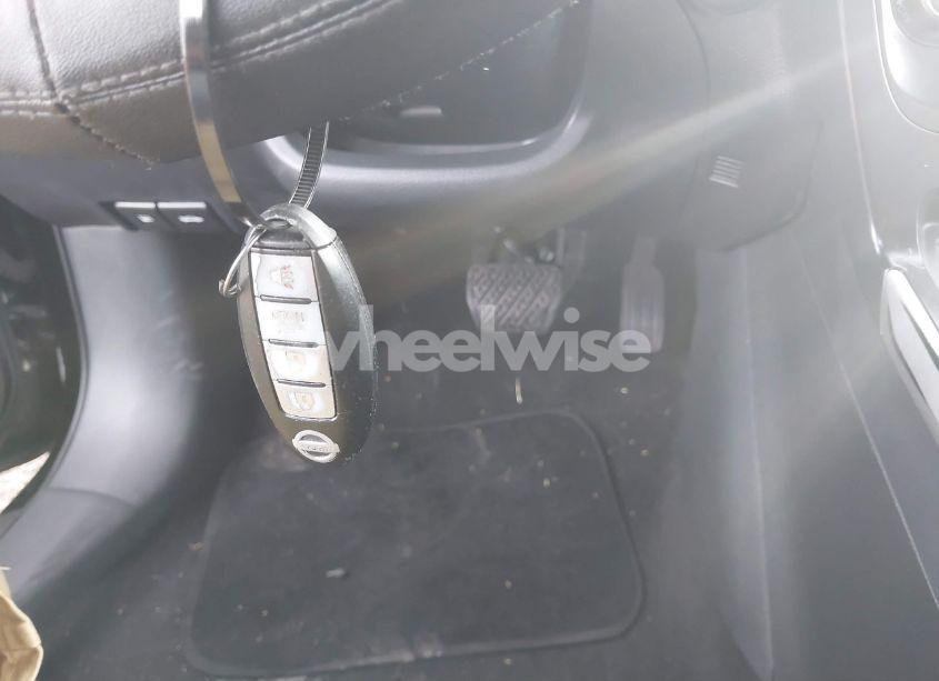 Photo 11 of 2016 Nissan Sentra SV (VIN 3N1AB7AP5GY324664)