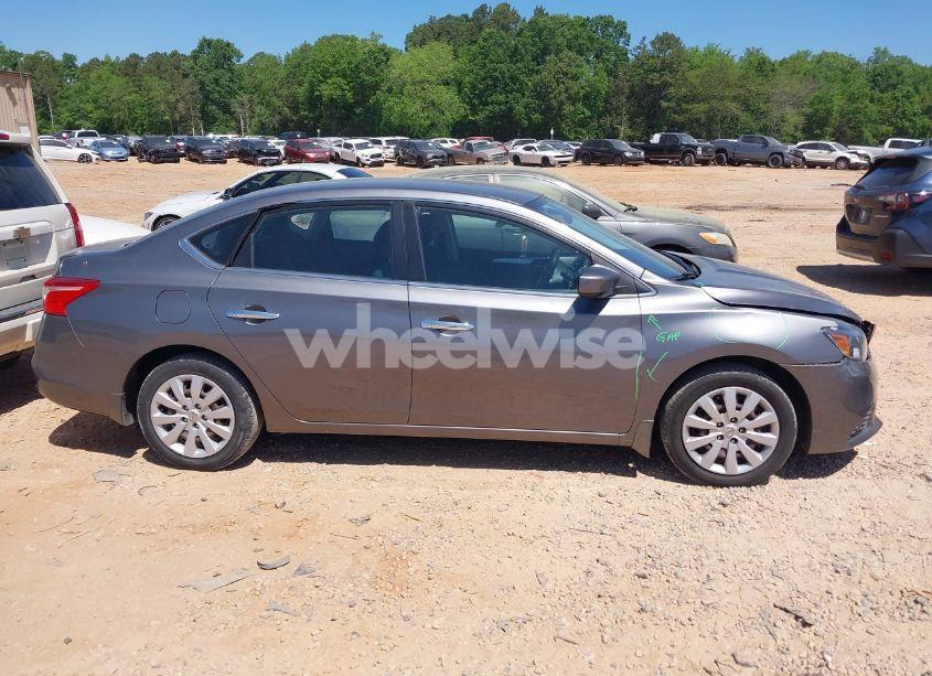 Photo 13 of 2016 Nissan Sentra S (VIN 3N1AB7AP5GY328892)